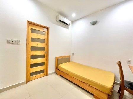 Phòng Tiện Nghi Xinh Xắn Ngay Nhà Thờ Vườn Xoài