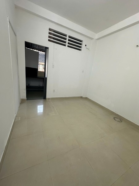 Mình đang trống 1 phòng diện tích 20m2, chung cư Bộ Công An đường số 3 Trần Não P. An Khánh