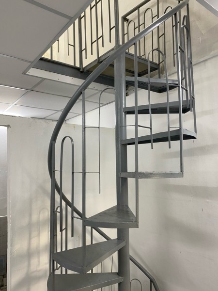 Phòng Cho Thuê Có gác suốt 20m2