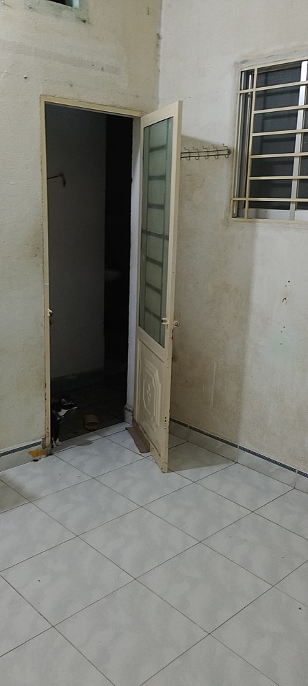 Phòng trọ 1 người, toilet chung, an ninh cực tốt, khu Lữ Gia