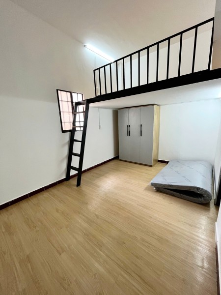 DUPLEX tách bếp - phòng 202 Nguyễn Kiệm GV
