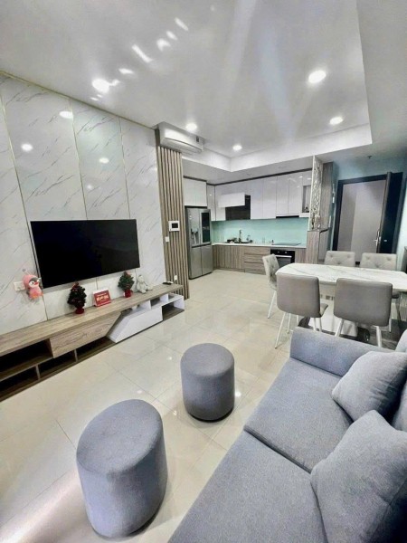 Chung cư Prince-Nguyễn Văn Trỗi căn 3p ngủ, có nội thất, giá 25tr/tháng