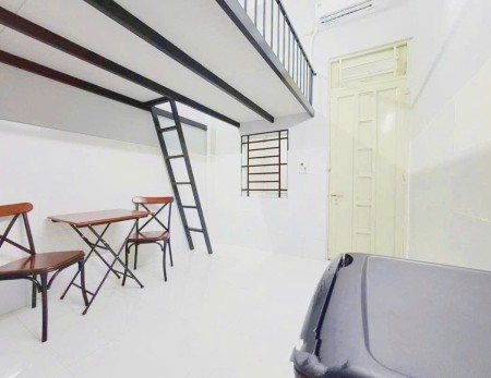 Phòng trọ 30M2 - Gác cao 1M9 - Lê Văn Sỹ - giá Sinh Viên