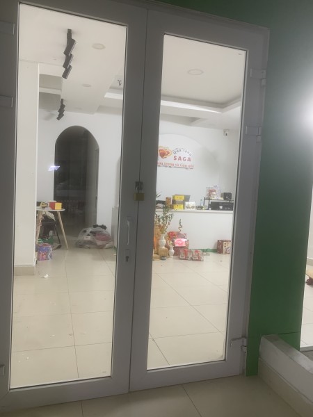 Cho thuê tầng trệt lối đi riêng
