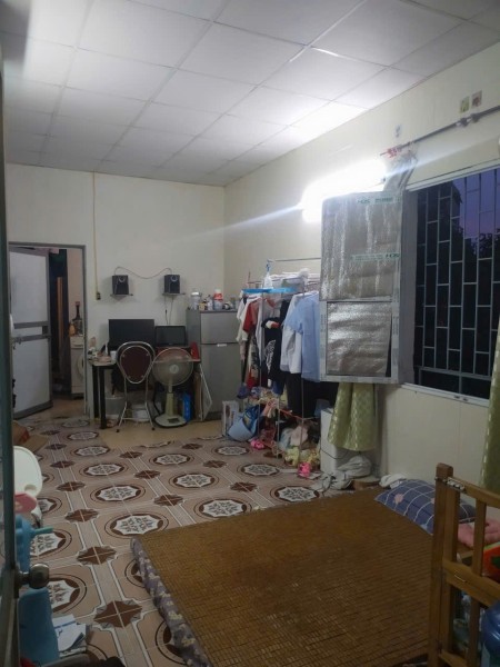 CHÍNH CHỦ là Gia đình Công chức, tìm sv hoặc Hộ gia đình ở phòng tầng 3 diện tich =30m2