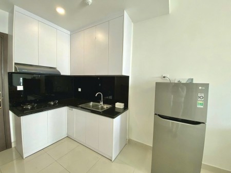 Giá thuê 8,5tr/tháng, căn 1p ngủ, nội thất, Chung cư Carillon 3