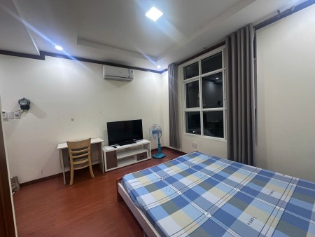Phòng mới WC riêng đầy đủ nội thất trong chung cư Hoàng Anh Thanh Bình với an ninh 24/24 ở Quận 7