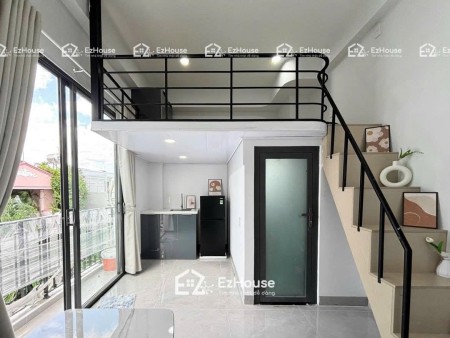 CHO THUÊ DUPLEX BAN CÔNG GẦN LOTTE, TDTU, RMIT, UFM, CRESANT MALL, CHỈ 10P QUA QUẬN 1,4,8
