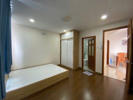 C/c The Harmona 2 PN full nội thất 70m2 giá 10,5 tr/tháng nhà mới, dọn vào ở liền.