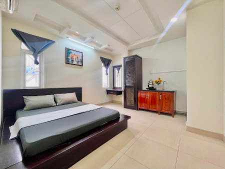 Phòng cho thuê Full Nội thất Quận 7-Cửa sổ thoáng-Có Thang máy