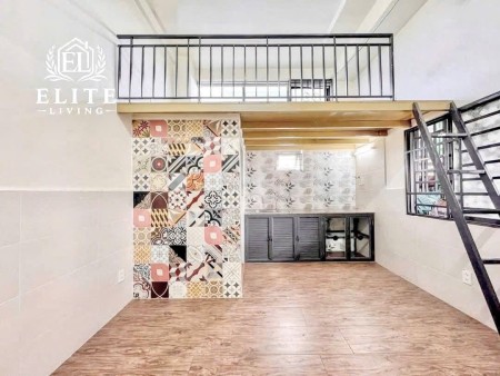 Duplex gác cao cửa sổ trời ngay tại Lê Văn Việt