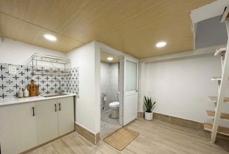 Cho thuê phòng có gác full nội thất gần đh kinh tế - đh bách khoa - đh tự nhiên - đh sài gòn