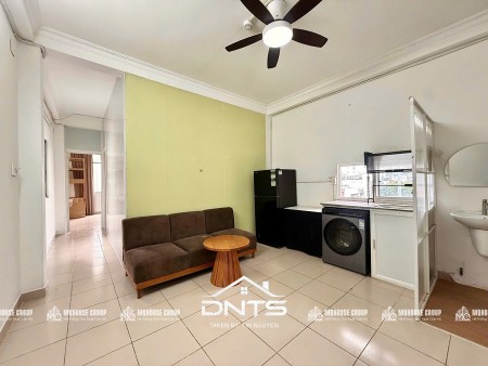 Căn hộ 2PN 65m2 ban công, cửa sổ trời, máy giặt riêng, thang máy, gần cv Lê Văn Tám, Hồ Con Rùa