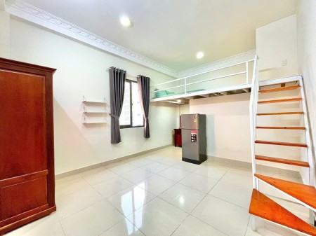 GÁC LỬNG 30m2 CỬA SỔ TRỜI THOÁNG FULL NỘI THẤT BÙI ĐÌNH TÚY GẦN NGÃ TƯ HÀNG XANH GẦN ĐH GTVT, HUTECH