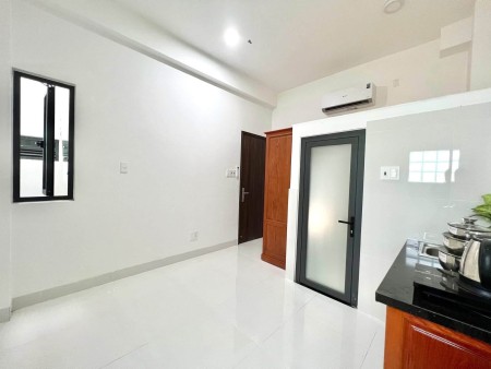 PHÒNG MỚI XÂY THOÁNG NGAY ĐƯỜNG LÊ NGÃ
