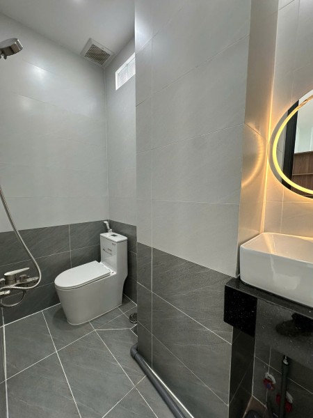 Khai trương căn hộ mới xây 100%, cửa sổ cực thoáng mát - Bạch Đằng gần ĐH HUTECH, UEF, UTH, FTU, HIU