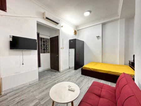 STUDIO FULL NỘI THẤT RỘNG RÃI NGAY TRUNG TÂM QUẬN 3