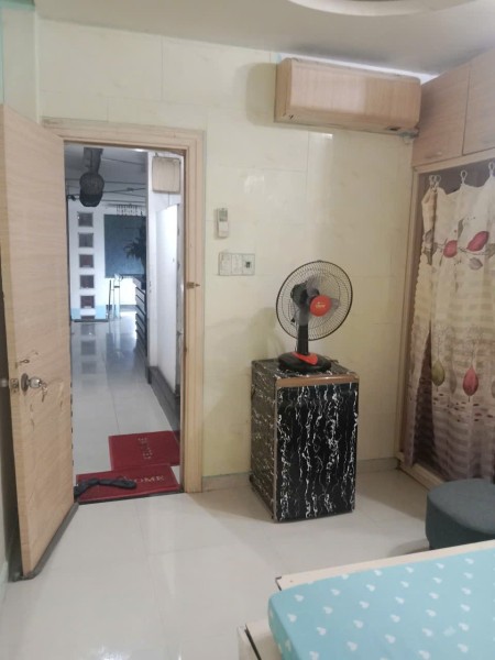 Cho thuê phòng đường Nguyễn Sơn 14m2 giá 2tr5