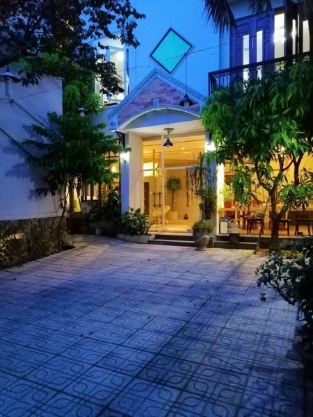 Chỉ 4,5 Triệu Phòng Full Nội Thất - Nhà Biệt Thự - Q.Bình Thạnh