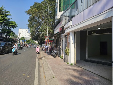 Có mặt bằng 11 triệu ở Phú Nhuận, vị trí khá ngon để mở cửa hàng. 08 Đào Duy Anh, Phú Nhuận