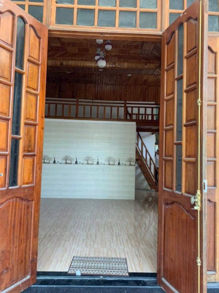 NHÀ CHO THUÊ NGUYÊN CĂN GẦN ĐẠI HỌC LUẬT VÀ ĐẠI HỌC KINH TẾ