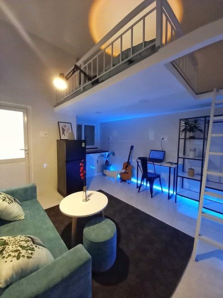  DUPLEX SIÊU RỘNG GIỮA LÒNG QUẬN 1 – PHÓ ĐỨC CHÍNH- Ngay ĐH HOA SEN, VLU CS1