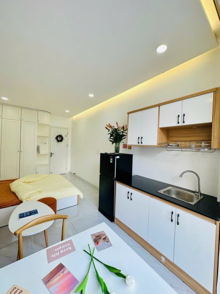 CĂN HỘ FULL NỘI THẤT BAN CÔNG RỘNG - LÊ VĂN SỸ GẦN ĐH VĂN LANG, ĐH MỞ..