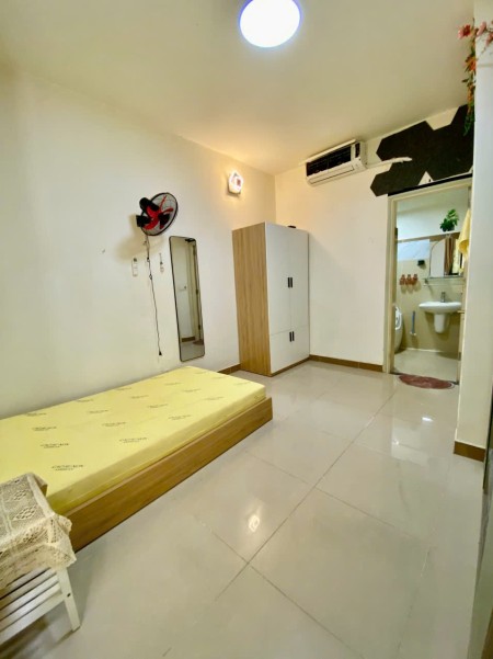 Cho thuê Phòng 3tr5 full NT, kế Phú Mỹ Hưng, Crescent Mall, Vivo