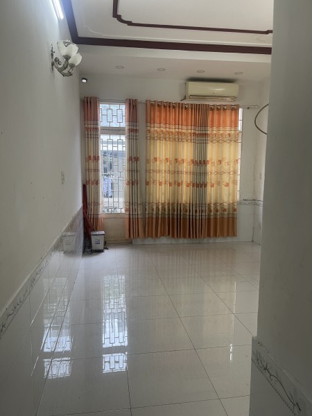 Cho thuê phòng diện tích 30 m2 giá 5.5 tr, 20 m2 giá 3.5 tr