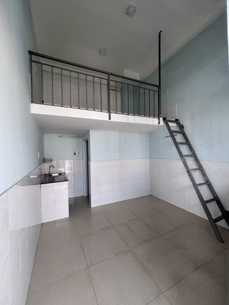 Phòng trọ gần: GTVT, HVBC Viễn Thông, Tài Chính Maketing, Sư Phạm KT, Hutech, Đường 102, Lã Xuân Oai