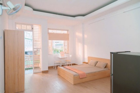 PHÒNG BAN CÔNG, CỬA SỔ LỚN, XA BẾP ở Nơ Trang Long Bình Thạnh giá 6trX gần VLU HUTECH UEF UTH
