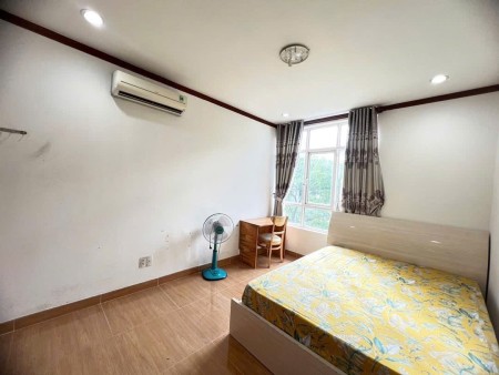 Phòng mới đủ nội thất cho nam tại Hoàng Anh Giai Việt với an ninh 24/24 ở Quận 8