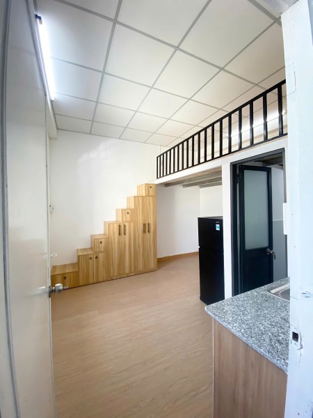 Cho thuê phòng 20m2, cửa sổ trời, full nội thất ngay Ung Văn Khiêm, Bình Thạnh gần trường đại học