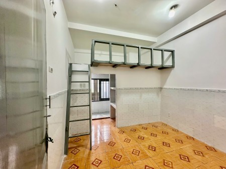 Phòng Trọ Đại Học Văn Hiến cách 50m - DT 20m2 - Gác - Âu Cơ - giá 3tr7