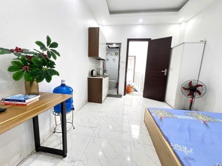 Nhà số 39 hẻm 90 ngách 64 ngõ 193 Phú Diễn , Bắc từ liêm trống Phòng 501 giá 3.2 tr vskk