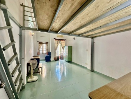 RẺ - 45m2 có gác - ban công - cách Đại Học Văn Hiến 500m - chỉ 5.9tr