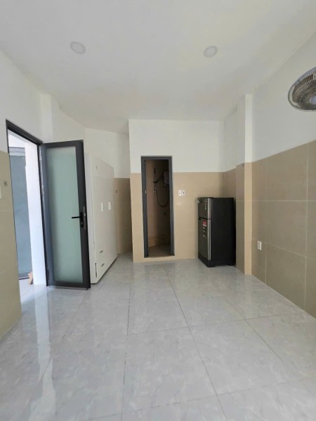 CHỈ TÍNH ĐIỆN 3K5, NƯỚC 100K/NGƯỜI - ĐIỆN BIÊN PHỦ - GẦN ĐH HỒNG BÀNG, UEF