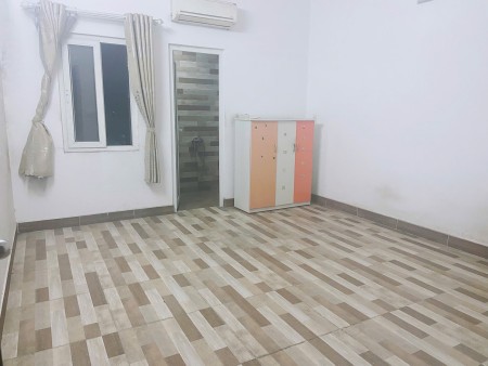 Cho thuê phòng 2,5tr bao điện nước gần gigamall , chợ hiệp bình