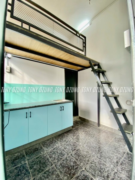 PHÒNG GÁC - CÓ MÁY LẠNH - NGAY VÒNG XOAY PHẠM VĂN ĐỒNG & CV GIA ĐỊNH