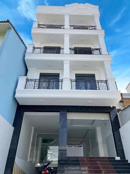 Bạn có phải là TÂN SINH VIÊN đang tìm chổ ở không ???