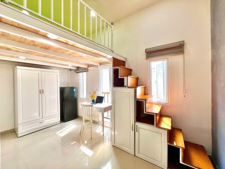 Gác lửng đón nắng cửa sổ trời full tiện nghi - Phạm Văn Chiêu gần Công viên Làng Hoa