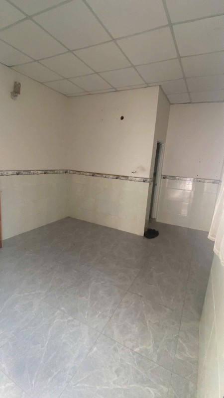 Cho thuê phòng Cho thuê phòng 15m2 lối đi riêng giờ giấc tự do trung tâm quận 3 gần ga ,trường học ,