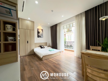 STUDIO BAN CÔNG TONE GỖ CỰC ĐẸP GẦN SÂN BAY - CV GIA ĐỊNH