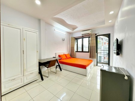 Studio cửa sổ trời thoáng mát - Bà Hom gần Công viên Phú Lâm