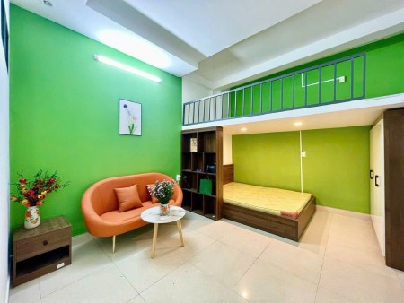 PHÒNG CÓ GÁC CAO TÁCH BẾP 2 PHÒNG 4 NGƯỜI Ở VÔ TƯ ở Chu Văn An Bình Thạnh gần UTH UEF HUTECH