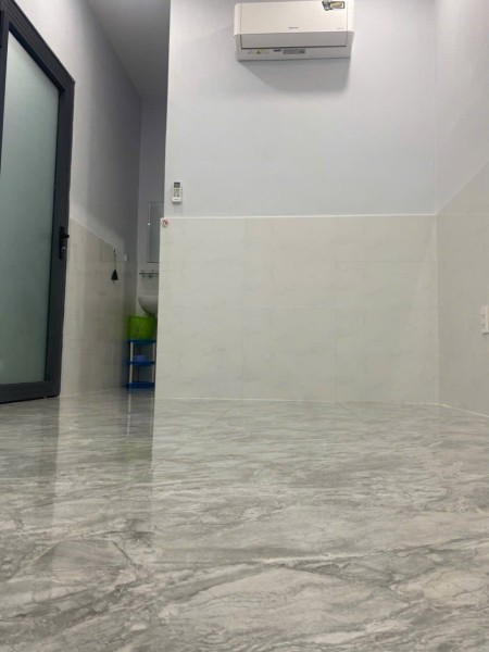 Cho nữ thuê phòng dạng căn hộ mini