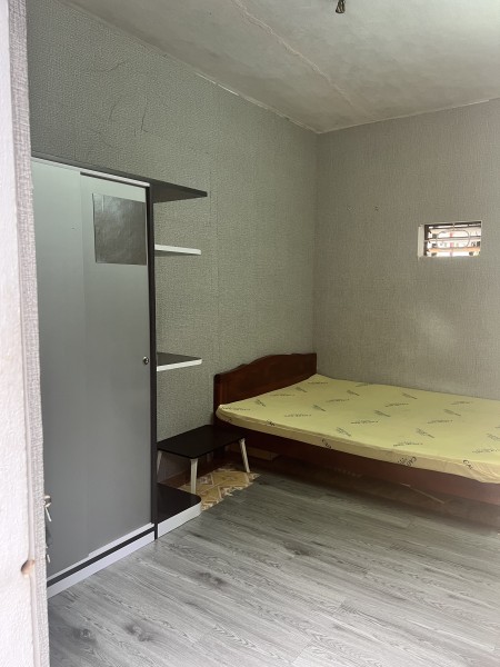 Mình còn 1 phòng có thể vào ở luôn