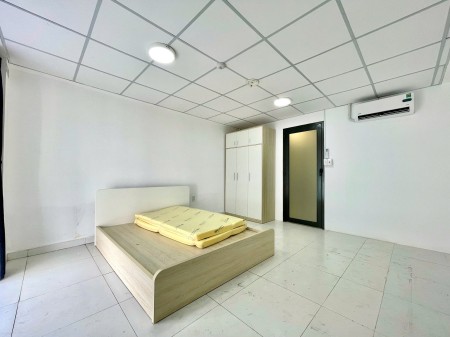 PHÒNG FULL NỘI THẤT CÓ BAN CÔNG SIÊU RỘNG GẦN ĐH VĂN LANG, CÔNG NGHIỆP, LUẬT, QUỐC GIA,…