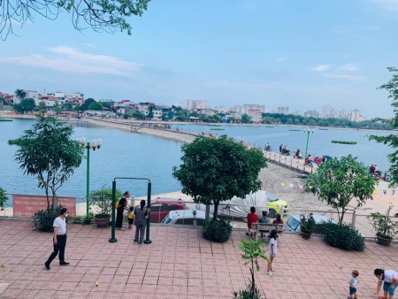 Đi đến slide 8