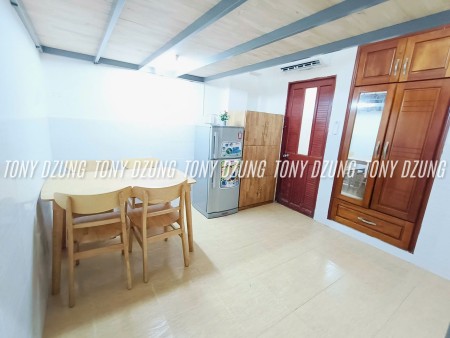 PHÒNG GÁC CÓ CỬA SỔ - TÁCH BẾP - NGAY ĐƯỜNG DƯƠNG QUẢNG HÀM - GẦN ĐH VĂN LANG